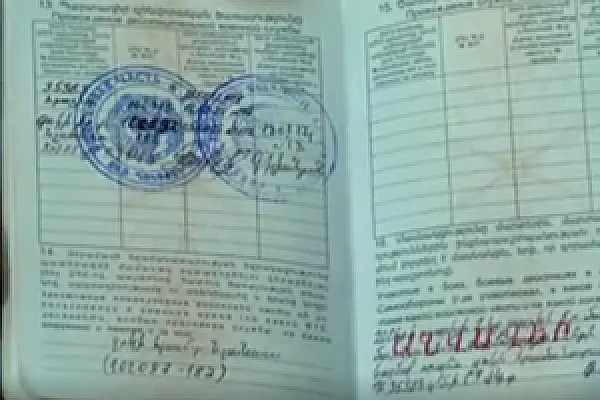 Cross-outs in Military Cards of April Fighting Participants 'Result of Negligence,' NKR Military Authorities Claim