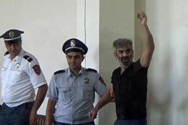 Адвокат: Ветерана Карабаха перевели в карцер, чтобы лишить свободы слова