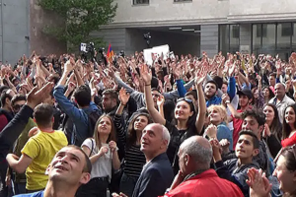 Workers in Armenia Reminded About Their Constitutional Right to Strike
