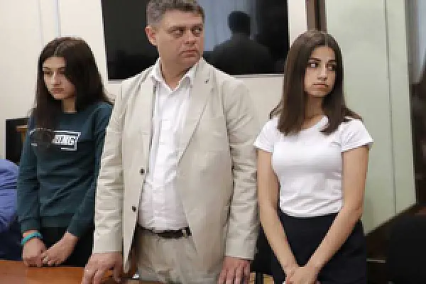 Действия сестер Хачатурян сочли необходимой самообороной