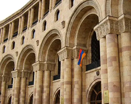 Հայաստանի ԱԳՆ-ն չի մեկնաբանում հայազգի լրտեսների` Հայաստանի օգտին աշխատելու մասին լուրը