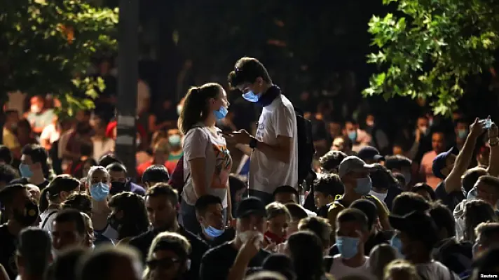 Ցուցարարների պահանջով Սերբիայում թուլացրեցին կարանտինը