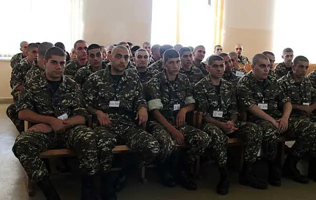 Солдата с проблемами со здоровьем демобилизовали после войны