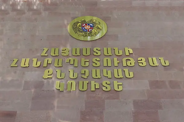 Գյումրիում դիմակավորված անձը գողություն է արել և կրակել տանտիրոջ ոտքին