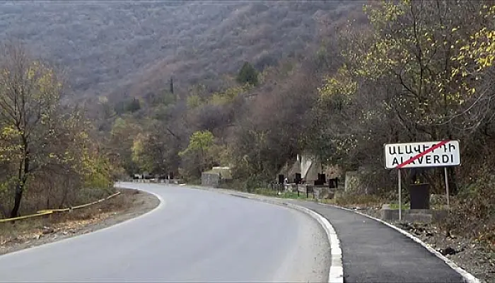 Գնում էինք Սյունիք, էկանք Ալավերդի