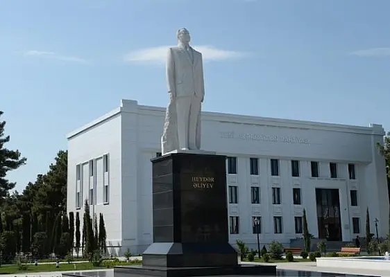 Ադրբեջանում ևս մեկ պատերազմի մասնակից փորձել է ինքնահրկիզվել