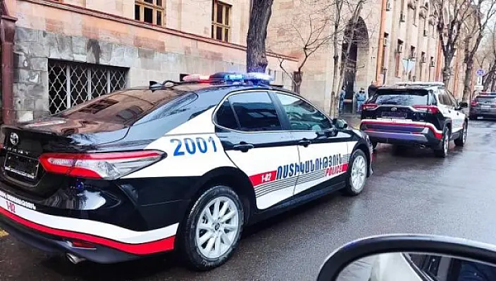 Пашинян объяснил причину закупки правительством тойот у Кочаряна