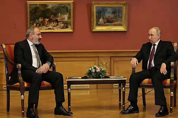 Ալիևը գնաց Բաքու, Փաշինյանը դեռ Սանկտ Պետերբուրգում է