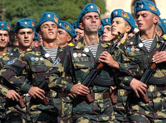 Ինչու հայկական բանակը դարձավ ոստիկանություն