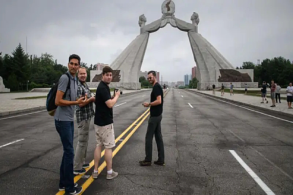 Պուտինի և Կիմ Չեն Ընի սիրո բովանդակությունը