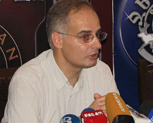 ՀԱԿ-ի առաջարկած բանաձևը հնարավոր կլիներ ներկայացնել ՄԱԿ-ի վեհաժողով. Զուրաբյան