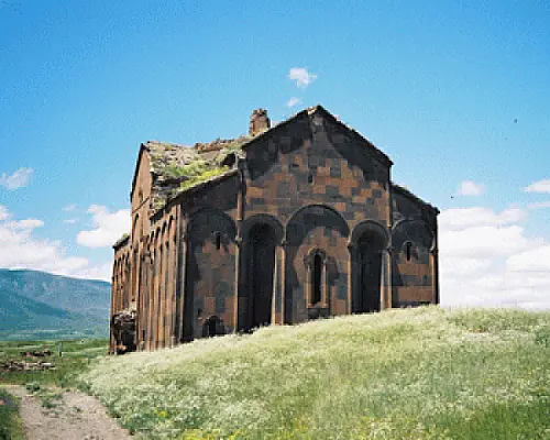 Կարսի իշխանություններն արգելեցին Անիի Մայր Տաճարում նամազ անցկացնել