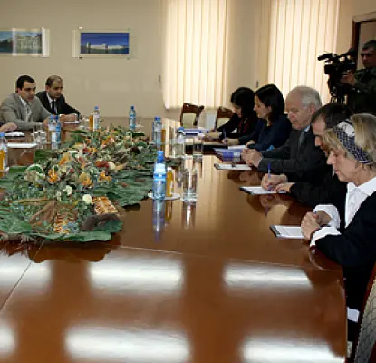 Hammarberg Discussed Human Rights Issues in Armenian Army