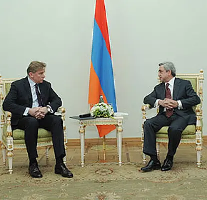 Սարգսյանն ու Աժուբալիսը դրական են գնահատել Սոչիի հանդիպման արդյունքները