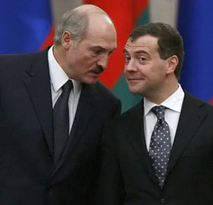 Лукашенко отказался встречаться с Медведевым и Януковичем