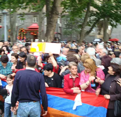 Nikol Pashinyan, HAK Members on Plans Post-Pashinyan's Release