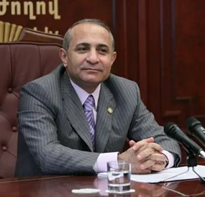 Հովիկ Աբրահամյանը հրաժարական կտա ԱԺ նախագահի պաշտոնից