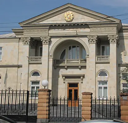Top Presidential Aide Mikael Minasyan Resigns, Given New Role