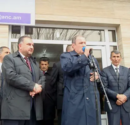 ՏԵՍԱՆՅՈՒԹ – Տեր-Պետրոսյանի ելույթը նախընտրական հանդիպման ժամանակ