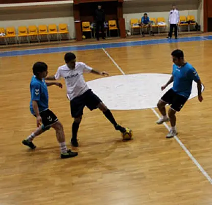ԶԼՄ-ների ֆուտբոլի մրցաշարի լավագույն 8 թիմերը հայտնի են. 1/4 եզրափակիչը՝ կիրակի