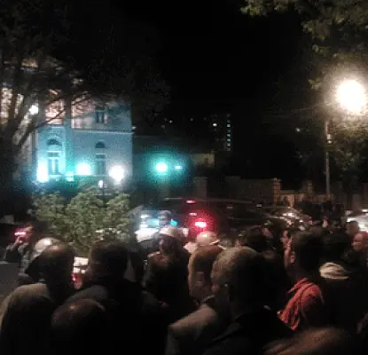 Лидер армянской оппозиции пожелал народу спокойной ночи