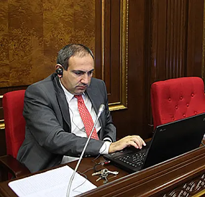 Pashinyan: Are Armenian President and Prime Minister Worthy of Salary Increase?