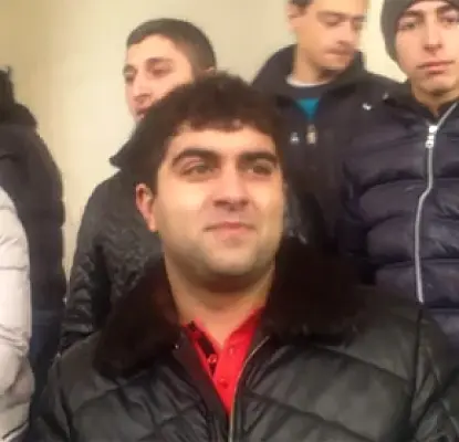 Юношей-хамов из партии президента Армении используют не только против журналистов