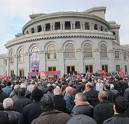 Մարտի 1-ի հանրահավաքը և երթը՝ ԼՈՒՍԱՆԿԱՐՆԵՐՈՎ