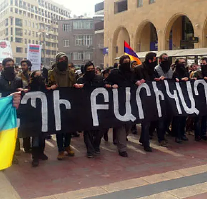Ինչու են առցանց ԶԼՄ-ները 2013-ի վերջին ավելի շատ գրել մարդու իրավունքների մասին․ զեկույց