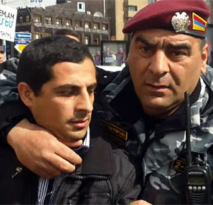 Activists Protesting Mandatory Pension System Detained by Yerevan Police