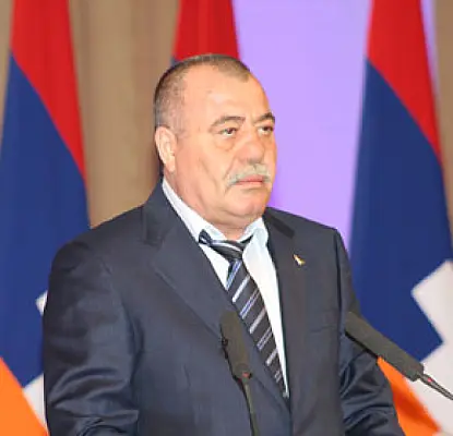 Генерал Григорян ответил критикам заявления о содержании им азербайджанского пленного
