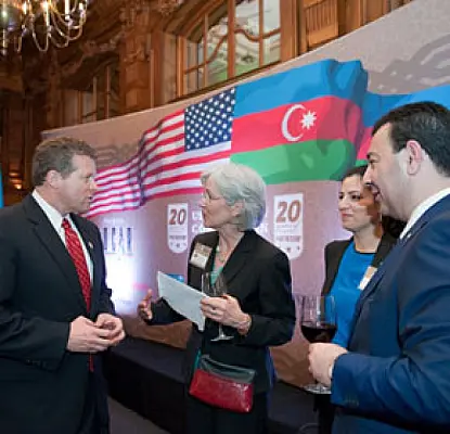 Բաքուն շարունակում է քծնել ամերիկացի պաշտոնյաներին․ նախորդ ընթրիքը 2 մլն դոլար արժեր