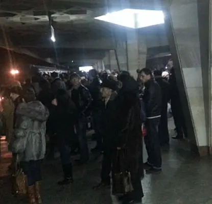 В ереванском метрополитене временно не ходили поезда (обновлено)
