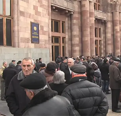 Ответ министра поднимет новую волну протестов сотрудников «Наирит»-а