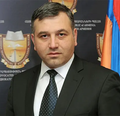 3-ամյա երեխային «հավի ճուտ» անվանած փաստաբանը դատական քաշքշուկների մեջ է․ «Հրապարակ»