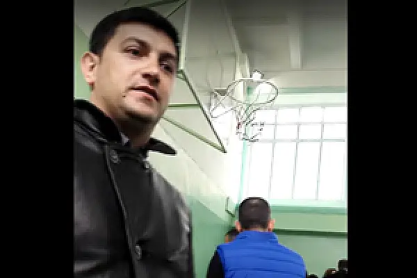 Ударивший женщину-политика в мэрии Еревана был фейковым наблюдателем на выборах