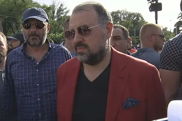 Премьер Армении: Не позволим использовать революцию в мафиозных войнах