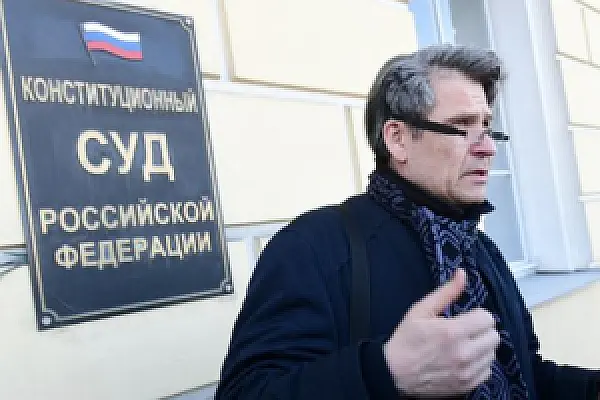 «Մեզ ժամկետանց նախագահ պետք չէ»․ պիկետ Պետերբուրգում