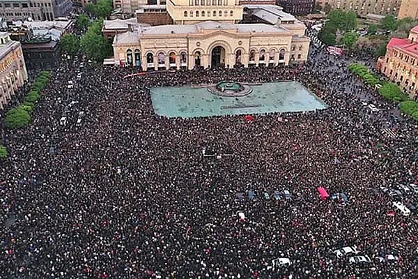 Ասում էր, որ խելքները գլուխները հավաքեն