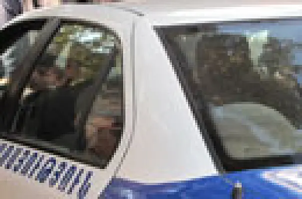Քաղաքացիական հագուստով անձինք բերման են ենթարկել ՀԱԿ-ի ակտիվիստներին