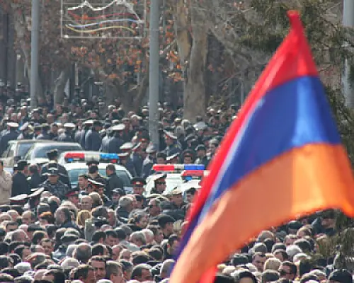 Նախարարությունում հարցնում են` տրանսպորտը չի աշխատում հանրահավաքի պատճառո՞վ