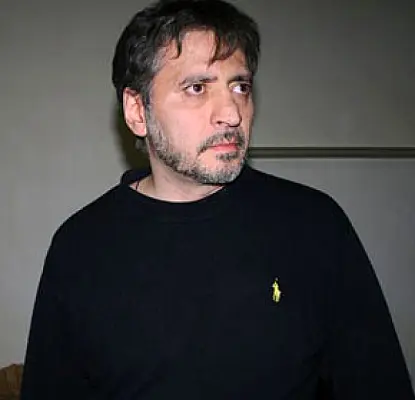 Армянский писатель жалуется на недостаток политзаключенных