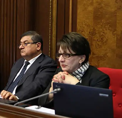 Оппозиция Армении отреагировала на выборы бойкотом заседаний парламента