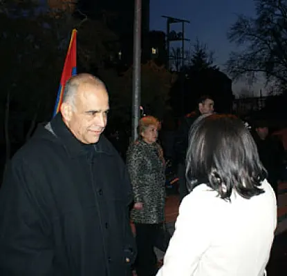 Hovannisian Stages All-Night Hunger Strike in Liberty Square. Police Forbid Erecting Tent