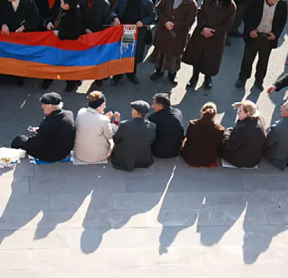 ՀՀԿ-ական պատգամավորը ցավում է, որ Մատենադարանը երեխաների մոտ ընկալվում է որպես «միտինգի վայր»