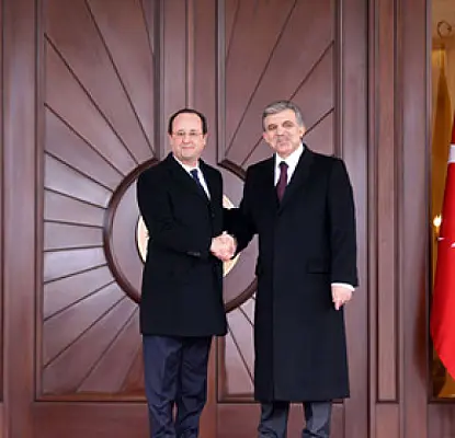 Визит Оланда в Турцию: позиция Франции в вопросе Геноцида армян не изменилась