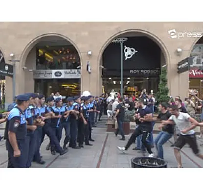 Yerevan Police Forcibly Halt March to Occupied Station (VIDEO)