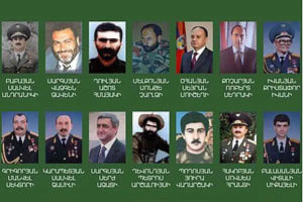 Герои Карабаха топят друг друга
