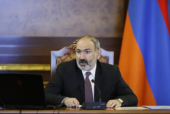Премьер Армении обратился к Азербайджану