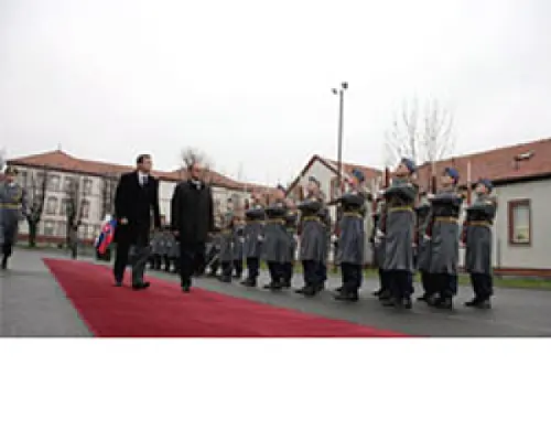 Armenia, Slovakia Sign Military Cooperation Agreement